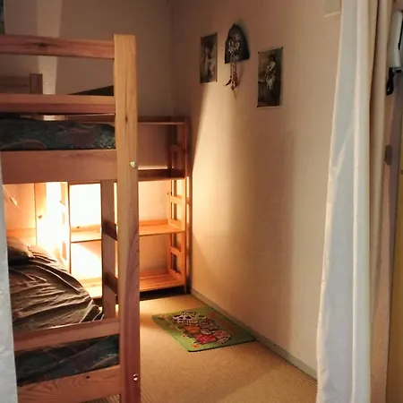 2 Pièces Calme Avec Balcon Pour 4-6 Personnes - Fr-1-761-35