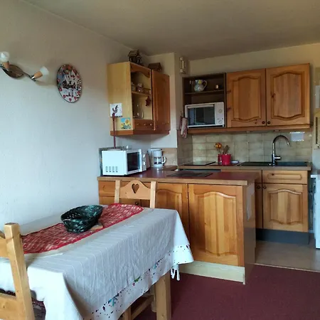 Appartement 2 Pièces Calme Avec Balcon Pour 4-6 Personnes - Fr-1-761-35 *